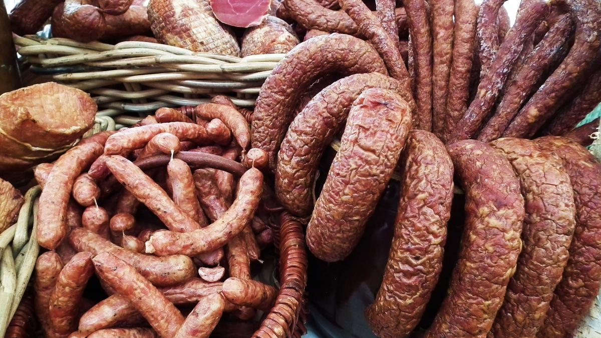 Колбасные изделия Колбасные изделия