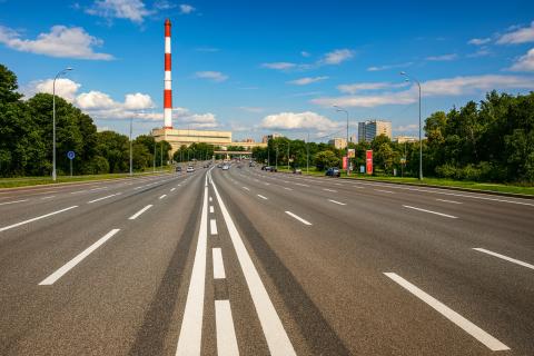 Россияне стали в два раза чаще пользоваться платными трассами летом 2025 года — данные банка