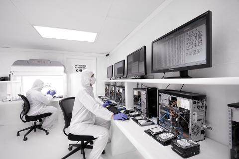 Китайские учёные разработали биоклей для сращивания костей без операций
