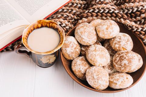 Эксперты по традиционной кухне: как испечь пряник из черёмуховой муки и кефира