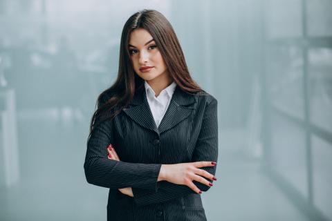 Business Insider: выбор цвета в офисной одежде влияет на продуктивность и карьеру