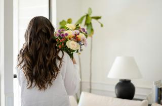 Стилист Любовь Павлова назвала ошибки, из-за которых укладка теряет объем