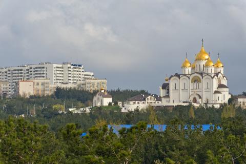 Перелёты на юг резко подорожали — но в одном городе билеты продают в 5 раз дешевле