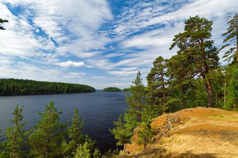 Географы зафиксировали зоны с необычными явлениями в России