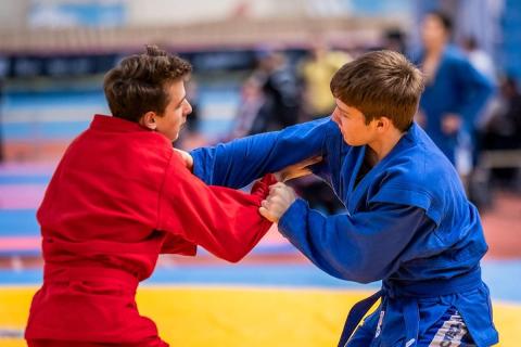 Мастер-классы со школьниками проведёт чемпион Заболотный — ИА Чукотка